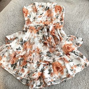 Selfie Leslie Romper